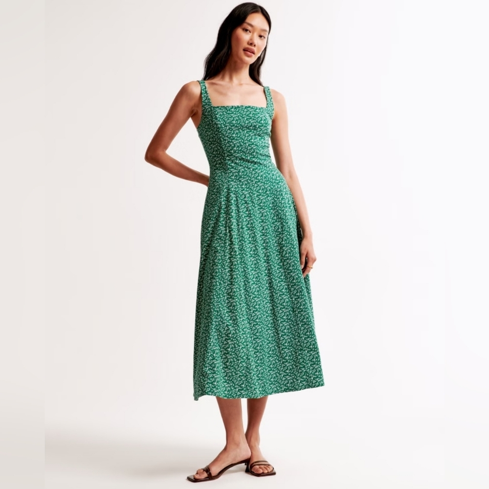 Abercrombie NWT Fit n Flair Midi Dress